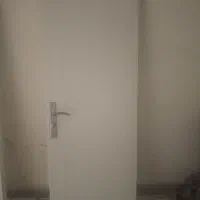 درب سرویس بهداشتی ۶۲در ۱۹۸