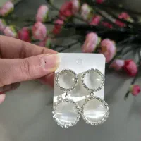 گوشواره جواهری و نگینی مجلسی
