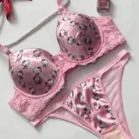 لباس زیر زنانه