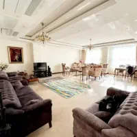 ۱۰۰متر ۳خواب /به قیمت پایین آزادی