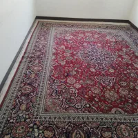 یک عدد فرش 12 متری سالم بدون هیچگونه پارگی