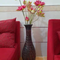 گل نیلوفر آبی با گلدان