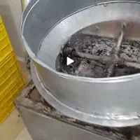 پاتیل گز.  دستگاه پخت گز