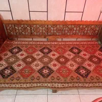 تخت سنتی چوبی