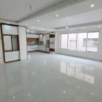 ۱۶۵متر نوساز ۲پارکینگی برِ دوم لاکانی
