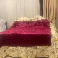 4 عدد لحاف مخمل ۳ تشک دست دو قدیمی جهاز