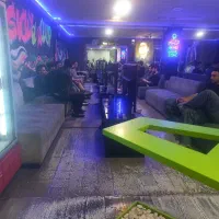 پیتزا زن و ساندویچ زن