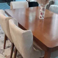 میز ناهار خوری ۶نفره سالم بدون شکستگی