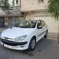پژو ۲۰۶ SD V8 مدل ۱۳۹۸ بدون رنگ در حد صفر