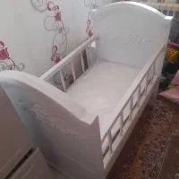 تخت و گهواره کودک در حد نونو