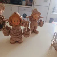 ۳ جفت مجسمه