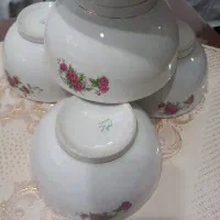 کاسه چینی وسبد
