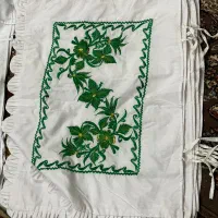 روبالشتی سنتی گلدوزی شده