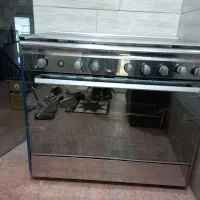 اجاق گاز فردار سالم در حد نو