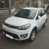 خودرو کراس اور گریت وال
