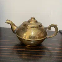 دوعدد قوری قدیمی