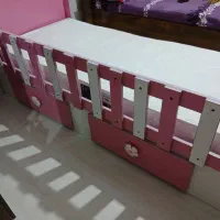 تخت و کمد دخترانه