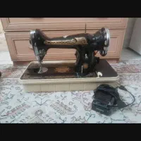 دو عدد چرخ خیاطی قدیمی