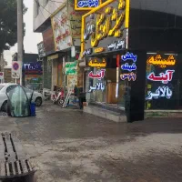 خدمات پخش و نصب شیشه اتومبیل ونوس