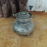 اجاق سماور نفتی ،سالم ، ولی بدنه نداره