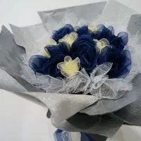 دسته گل مصنوعی