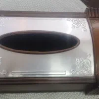 جای دستمالی و سطل آشغال