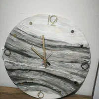 ساعت های دیواری با پنجاه درصد تخفیف