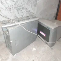 مانیتور و کیس و کیبورد