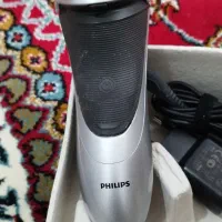 ماشین اصلاح سه تیغ اصل فیلیپس.معاوضه هم میکنم