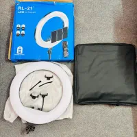 رینگ لایت 21 با پایه حرفه ای