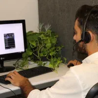 شرکت نظافتی خدماتی آراد پاسخ۲۴ساعته حتی نیمه شب