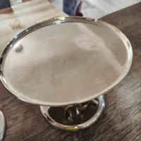 سه عدد ظرف پایه‌دار طرح بالرین  ( ۱ میلیون)