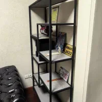 کتابخانه یا استند اداری ۱ ماه کارکرد مانند نو هست