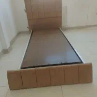 تخت سالم تک نفره