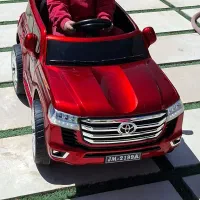 ماشین شارژری تویوتا
