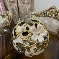 گلدان طلایی