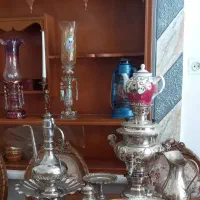 فروش وسایلهای عتیقه جات قدیمی