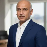 وکیل پایه یک دادگستری   ۲۵ سال سابقه وکالت.تهرانسر