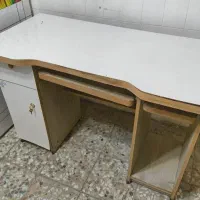 میزکامپیوتر و تحریر