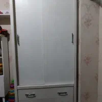 کمد لباس چوبی