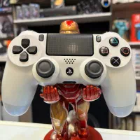 دسته ps4 سفید duelsense اورجینال کاملا سالم