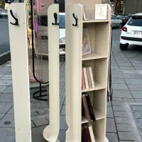 آیینه قدی گردون  و کتابخانه و رخت آویز