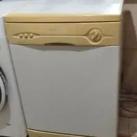 ماشین ظرفشویی