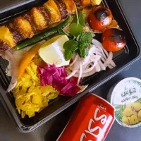 استخدام در اشپزخانه بیرون بر