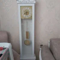 ساعت ایستاده  شیک در حد نو