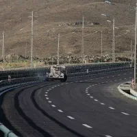 زمین 230متر بلوارنماز۳۹چشمه پونه