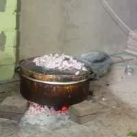 غذا اماده ورستوران اقای خاص در خدمتم عزیزان گل