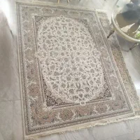 یک عدد فرش ۹ متری