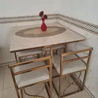 میز نهارخوری 4 نفره مربع طلایی