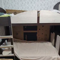 تخت دو طبقه
